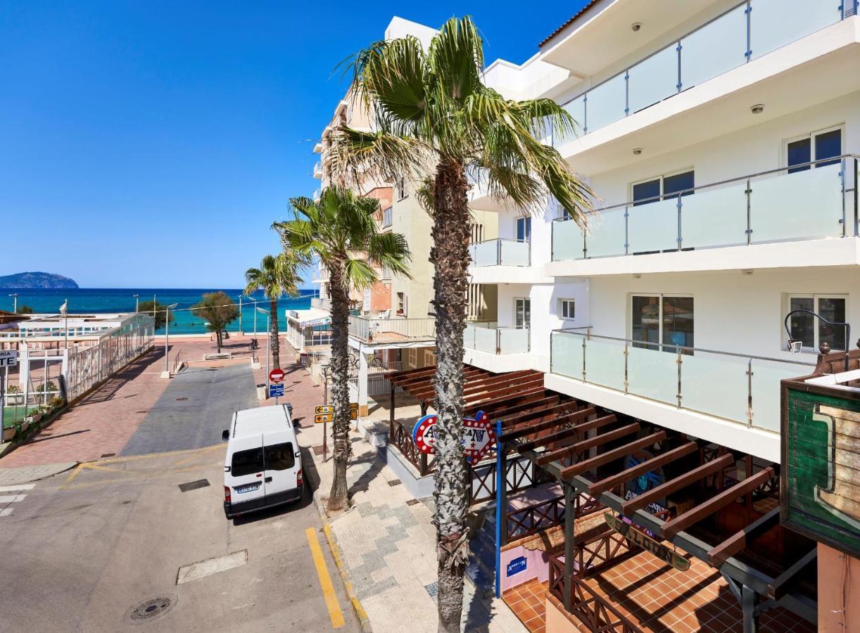 קאן פיקפורט Apartamentos Charlys Can Picafort מראה חיצוני תמונה