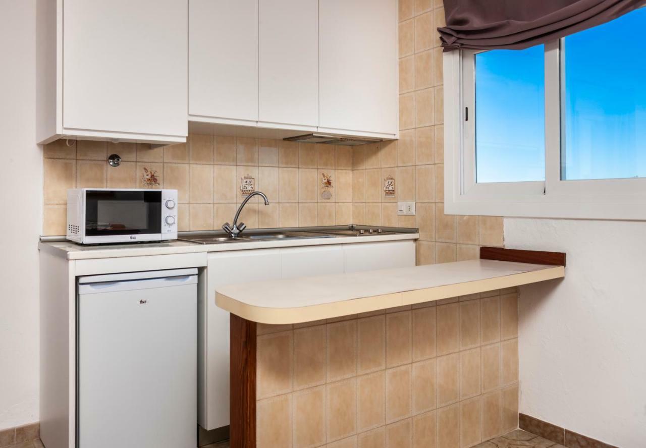 קאן פיקפורט Apartamentos Charlys Can Picafort מראה חיצוני תמונה