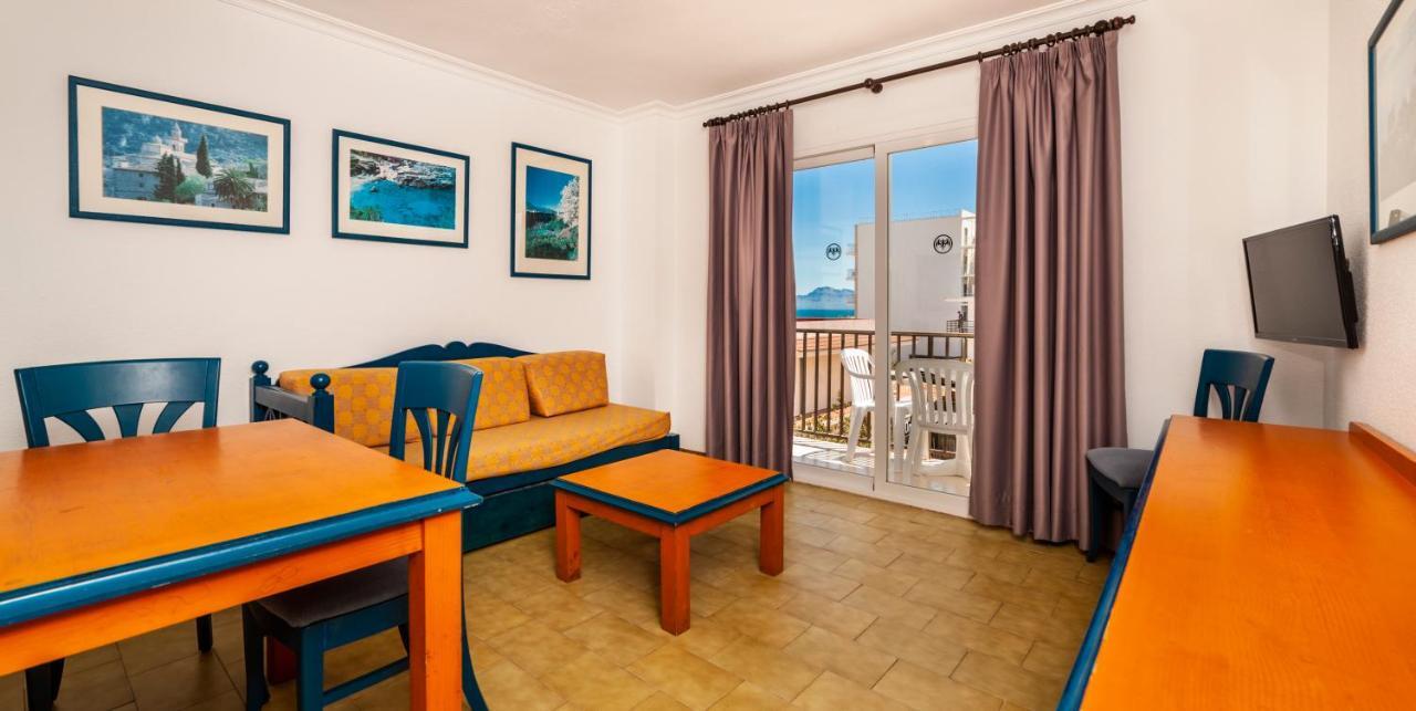 קאן פיקפורט Apartamentos Charlys Can Picafort מראה חיצוני תמונה