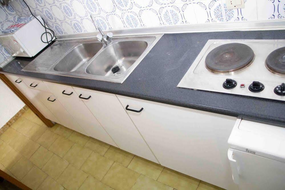 קאן פיקפורט Apartamentos Charlys Can Picafort מראה חיצוני תמונה