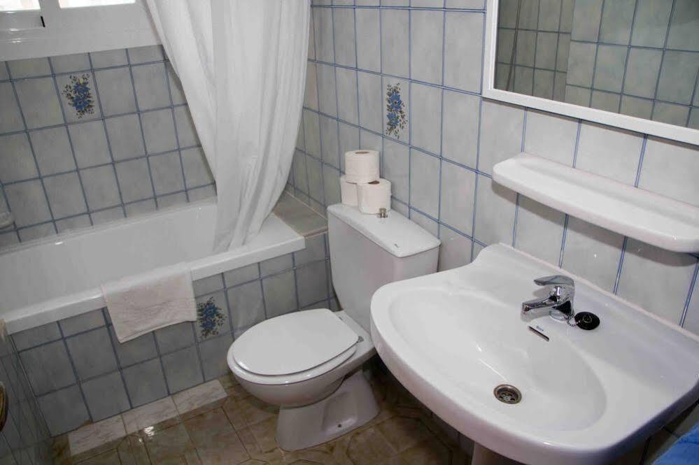 קאן פיקפורט Apartamentos Charlys Can Picafort מראה חיצוני תמונה